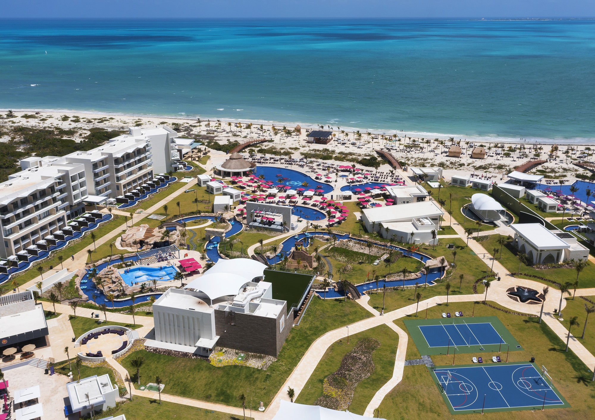 Planet Hollywood Cancun from above